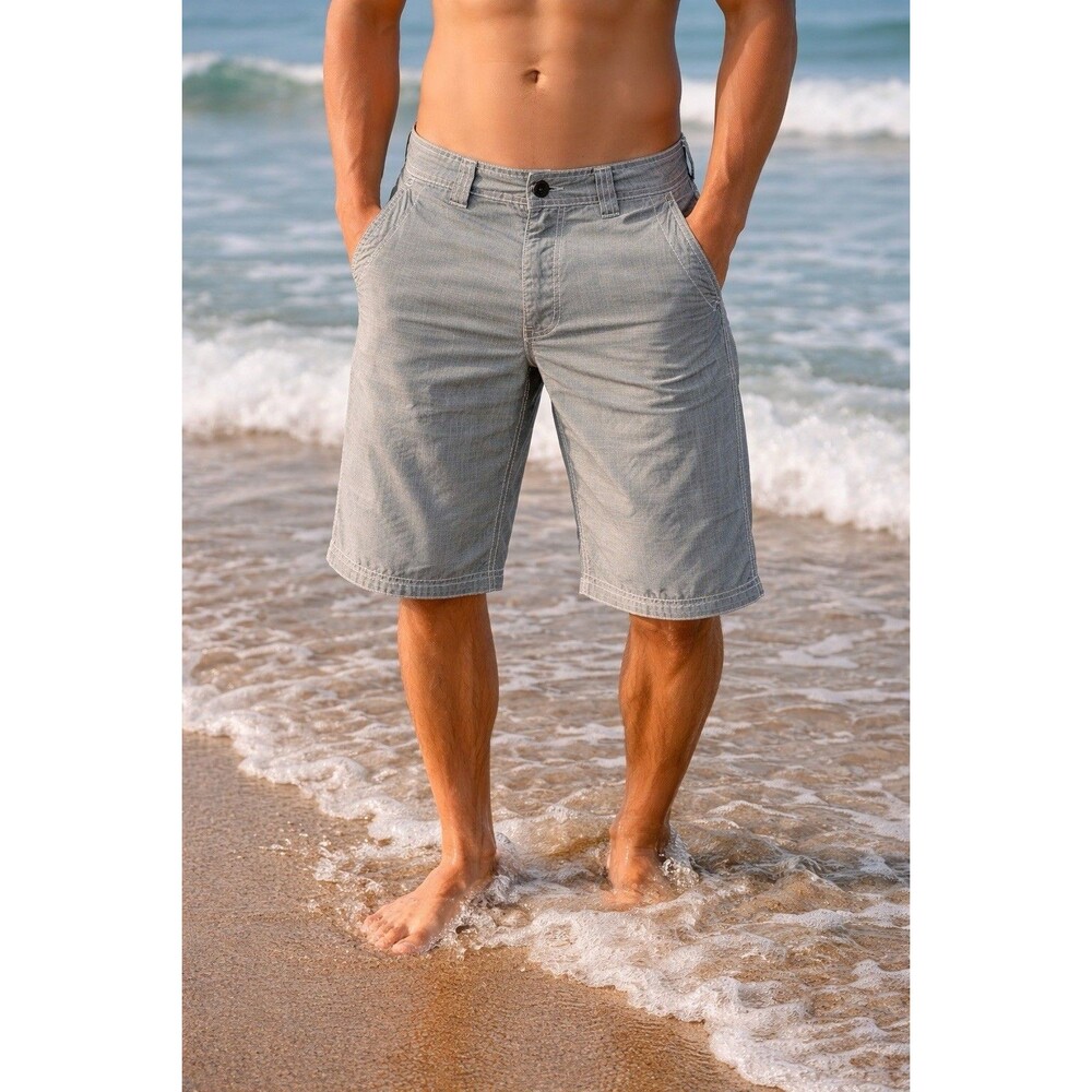 Buckle Black “Just A Little” West Coast Slim Bermuda Shorts Size 32X12 Gray